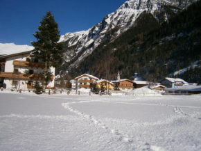 Гостиница Karlspitze -Natur Pur Appartementhaus, Каунерталь